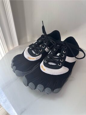 Vibram FiveFingers Speed Barefoot Running Shoes Black Size Mens EU 40 8-8.5 US